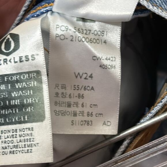 Levi’s 501 cut off shorts high low frayed hem size 24 - Picture 5 of 6